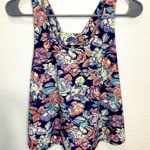 Floral cutie top